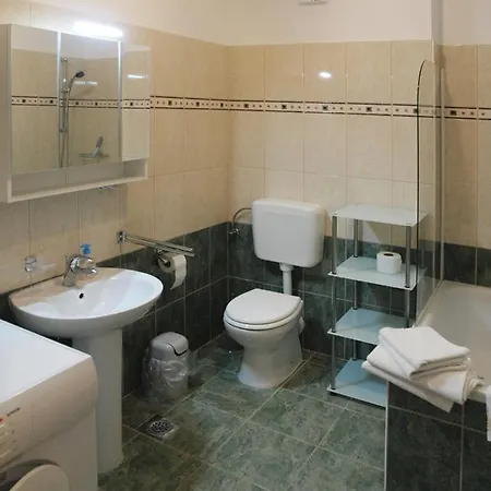 Apartamento Lotos *